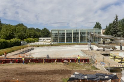 Estado actual del vaso familiar de las piscinas de El Plantío. SANTI OTERO