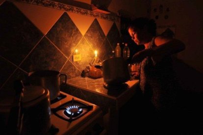 Cuba estuvo sin energía eléctrica por varias horas.-AFP