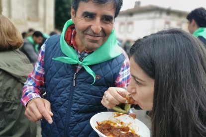 el responsable de Asaja en Burgos, Esteban Martínez Zamorano, durante la fiesta del lechazo en Fresno. ASAJA