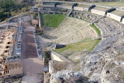 La restauración y adaptación del teatro ha sido la gran obra realizada en Clunia en los últimos años. ICAL