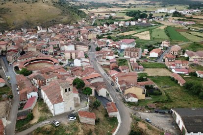 Vista aérea de Huerta de Rey. ECB