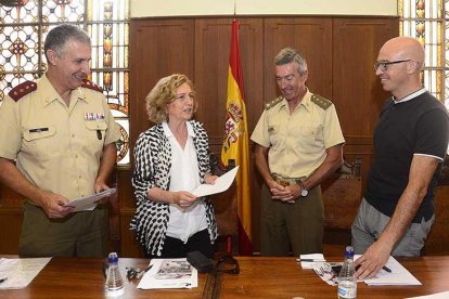 Javier Martínez de Lagos Beitia, Cristina Borreguero,  Jorge Enrique Vidal y Luis Jorge del Barco ayer en la presentación.-ICAL