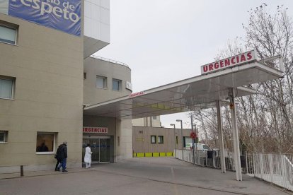 La Unidad de Urgencias del hospital Santos Reyes realiza unas 30.000 intervenciones cada año.-L. V.