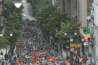 Manifestación 'Por el futuro del Bierzo ', en Ponferrada.-ICAL