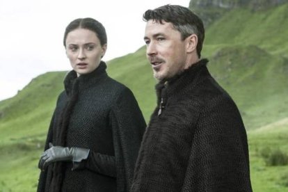 Sophie Turner y Aidan Gillen, en la quinta entrega de 'Juego de tronos'.-Foto: HBO