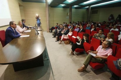 La consejera de Economía y Hacienda, Pilar del Olmo, durante la presentación de las jornadas.-RAÚL OCHOA