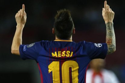 Messi celebra un gol.-AP