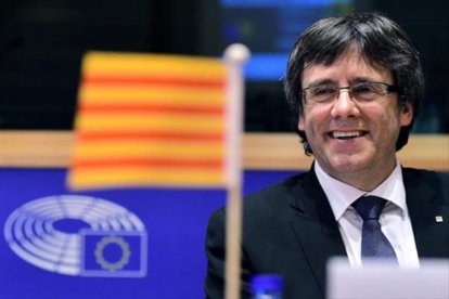 Carles Puigdemont, en un acto en el Parlamento Europeo en Bruselas, en enero.-/ AFP / EMMANUEL DUNAND