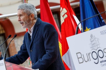 El ministro del Interior, Fernando Grande-Marlaska, en la cárcel de Burgos. SANTI OTERO