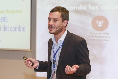 Nacho Torre, de Ibercaja, en un momento de su intervención.-RAÚL G. OCHOA