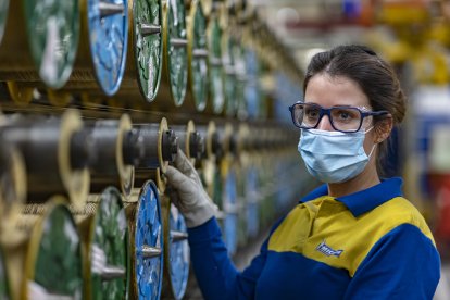 Una trabajadora de Michelin Aranda