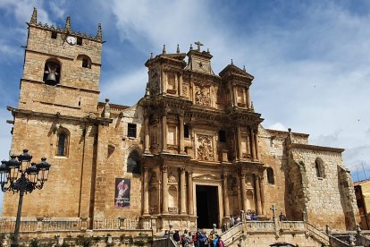 Imagen de la impresionante Iglesia de Gumiel de Izán