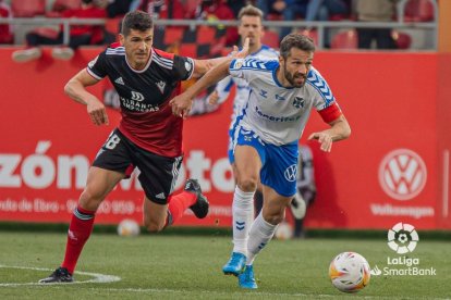 Garrido persigue a un rival. LALIGA