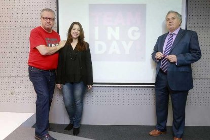 JuanCarlos Salvador, Sonia Rodríguez y Luis Conde.-RAÚL G. OCHOA