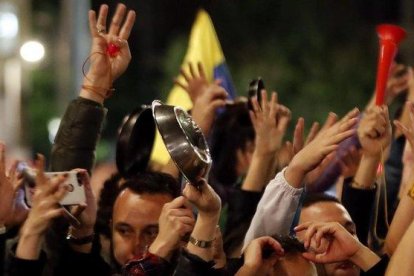 Protesta en las calles de Bogotá, este jueves.-MAURICIO DUENAS CASTANEDA (EFE)