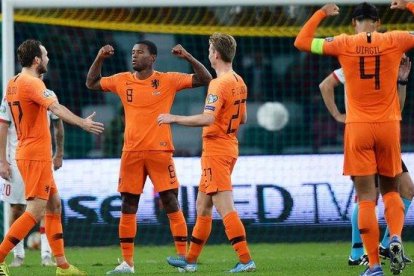 Wijnaldum celebra su segundo gol ante Bielorrusia.-EFE / MAXIM MALINOVSKY