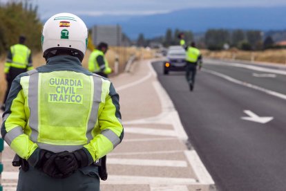 Imagen de un control de la Guardia Civil. Tomás Alonso