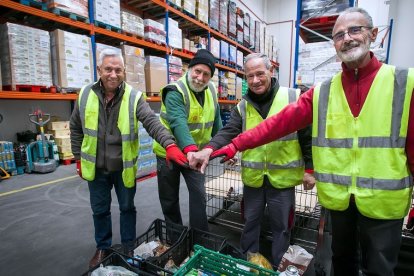 Voluntarios del Banco de Alimentos de Burgos. TOMÁS ALONSO