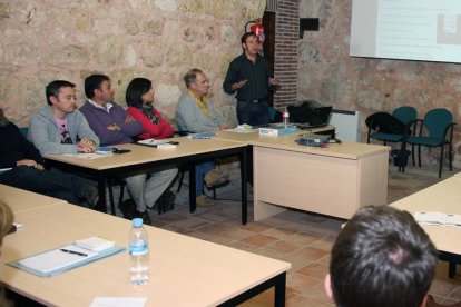 Hosteleros, bodegueros y técnicos de asociaciones han asistido al curso-M. A.