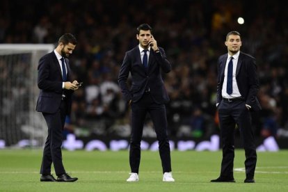 Álvaro Morata, en el centro antes del inicio del encuentro entre la Juventus y el Madrid en la final de la Champions.-JAVIER SORIANO