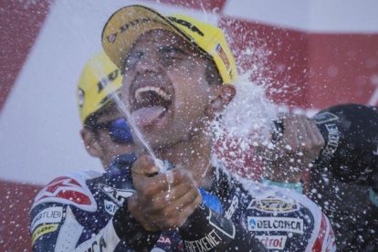 Jorge Martin celebra el primer triunfo mundialista.-MIGUEL LORENZO