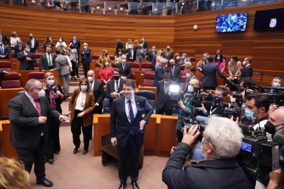 Mañueco, durante su toma de posesión en las Cortes. ICAL