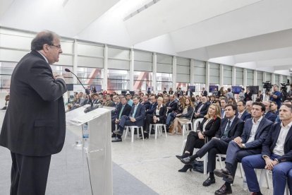 Un momento de la presentación de las medidas que destacan por una visión más global.-SANTI OTERO