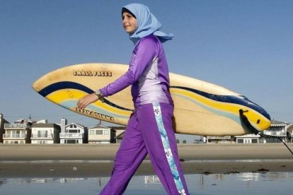 Un modelo de 'burkini'.-Chris Carlson