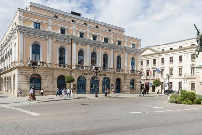 El estreno de 'Minatchi', ópera inédita de Antonio José, tendrá lugar en el Teatro Principal de Burgos. ECB