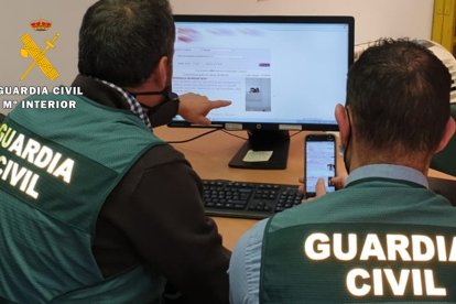 La Guardia Civil ha detenido a tres personas e investigado a una cuarta. GUARDIA CIVIL