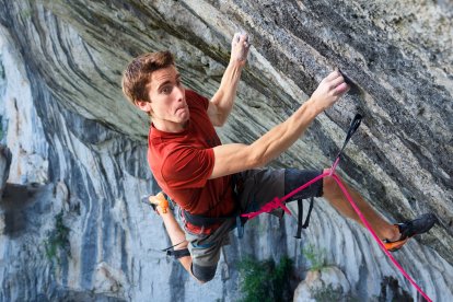 Seb Bouin, protagonista de la película DNA que se podrá ver en los cines Van Golem de Burgos. REEL ROCK