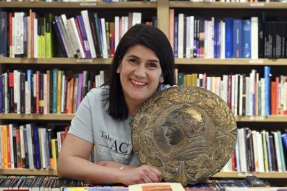 Lucía Alonso Rodríguez, responsable de la librería Hijos de Santiago Rodríguez. ICAL