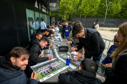 Alrededor de 500 personas se acercaron al acto.