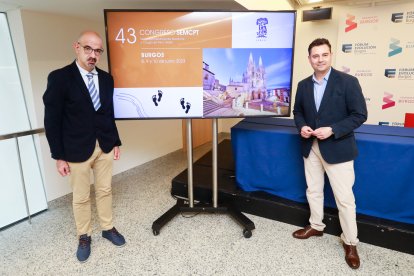 Víctor Manuel Teruel y Daniel de la Rosa presentan el 43 Congreso de la Sociedad Española de Medicina y Cirugía de Pie y Tobillo.