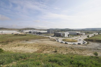 Terrenos de la calle Valle de Zamanzas, en el polígono de Villalonquéjar, donde PP y Vox ubicarán el recinto ferial Expo Burgos.