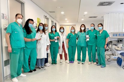 La UCI Pediátrica del Hospital Universitario de Burgos elabora una Guía de Acogida para padres.