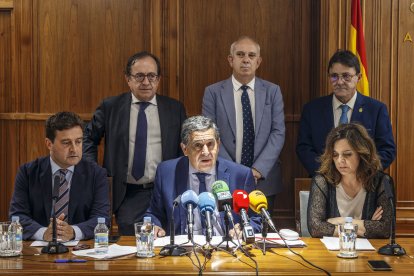 Anuncio de la movilización de abogados y procuradores, el pasado 21 de junio Burgos, en protesta por la huelga de funcionarios.