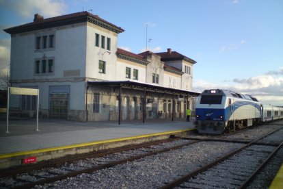 Aranda sigue defendiendo el futuro del tren Directo Madrid-Burgos