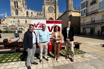 La candidata al Congreso es la alcaldesa de Valle de Manzanedo, Margarita Pérez, mientras que el candidato al Senado es el alcalde de Alfoz de Quintanadueñas, Gerardo Bilbao