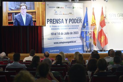 El presidente de la CEOE, Antonio Garamendi, aborda el futuro de la Formación Profesional en el XI curso universitario Prensa y Poder de Los Gabrielistas de La Aguilera, en Aranda de Duero