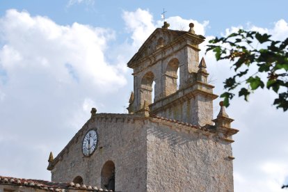 Reloj de la iglesia de Masa, que se quiere recuperar.