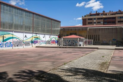 Vista del polideportivo San Pedro y San Felices.