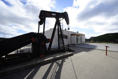 El Museo del Petróleo es uno de los grandes atractivos de Sargentes de la Lora, pero no el único.