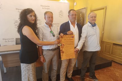Presentación de la XIV Feria Regional de la Miel de Brezo en Espinosa de los Monteros