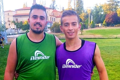 Adrián García y Juan Peña, en el primer entrenamiento en Aranda de Duero.