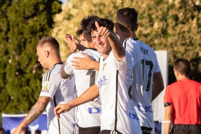 López-Pinto será jugador de la primera plantilla.