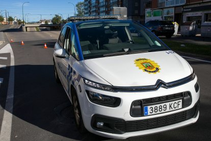 Los agentes de la Policía Local llegaron al lugar del suceso alertados por un ciudadano que llamó al 1-1-2.