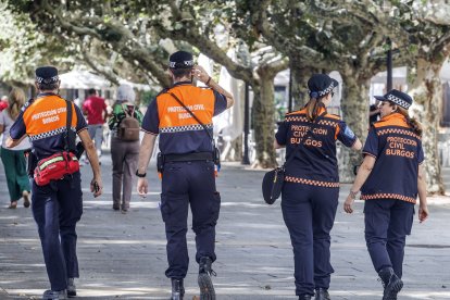 Imagen de voluntarios de Protección Civil.