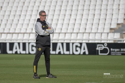 Jon Pérez Bolo durante el último entrenamiento en El Plantío antes de recibir al Villarreal B.