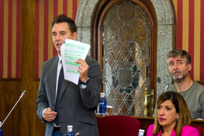 Daniel de la Rosa (PSOE) durante una de sus intervenciones en el Pleno de octubre.